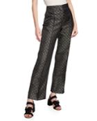 Daisy Embroidered Wide-leg