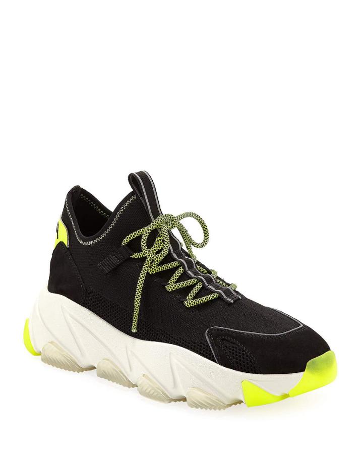 Excape Lace-up