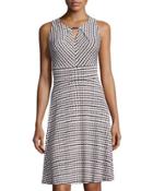 Heart-print Keyhole Dress, Black/white