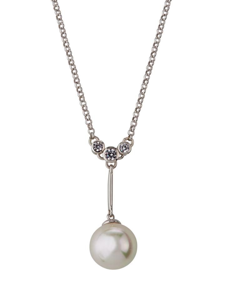 Short Chain Pearly Pendant Necklace