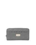 Quilted Leather Zip-up Wallet, Gray