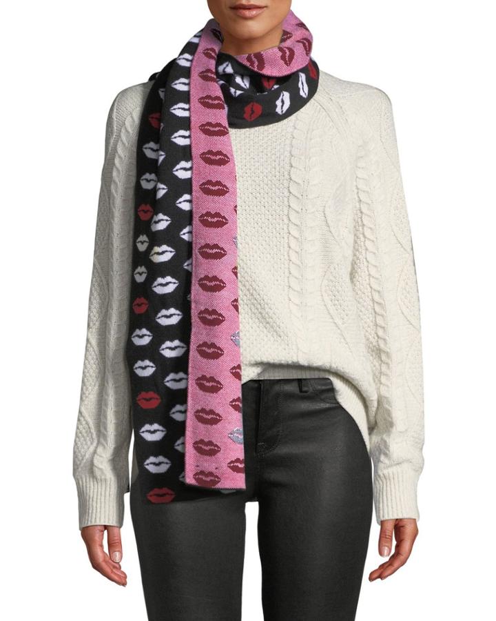 Karl Kiss Knit