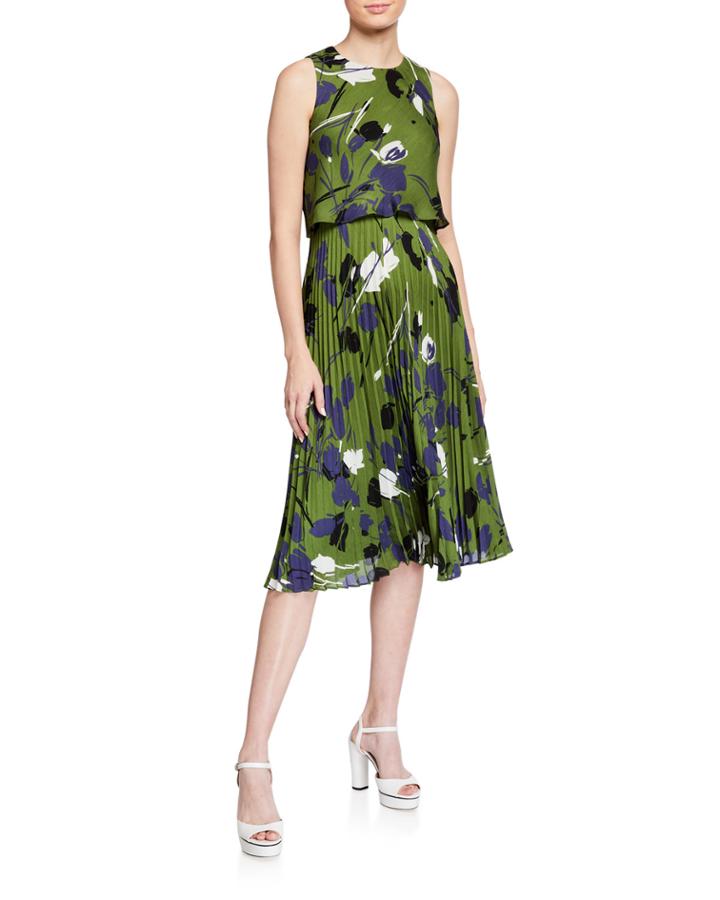 Popover Pleated Dress