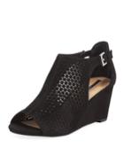 Stage Perforated Peep-toe Wedge