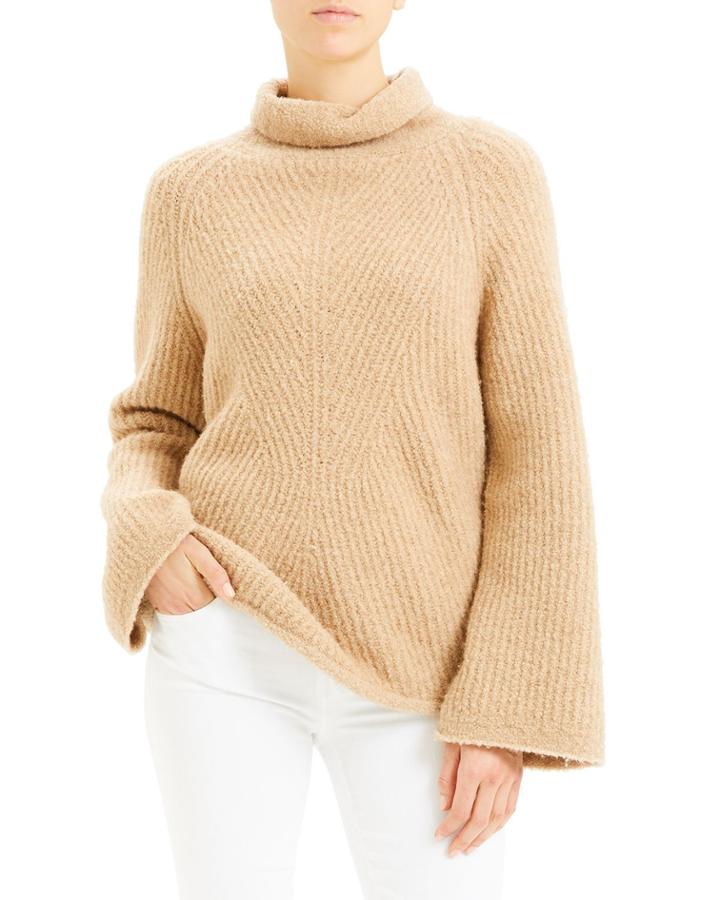 Moving Rib Turtleneck