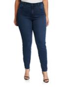Plus Size Uplift Alina