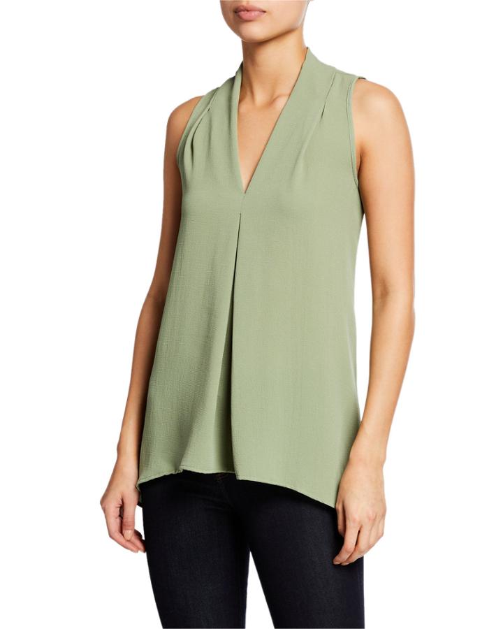 Sleeveless V-neck Inverted-pleat Blouse