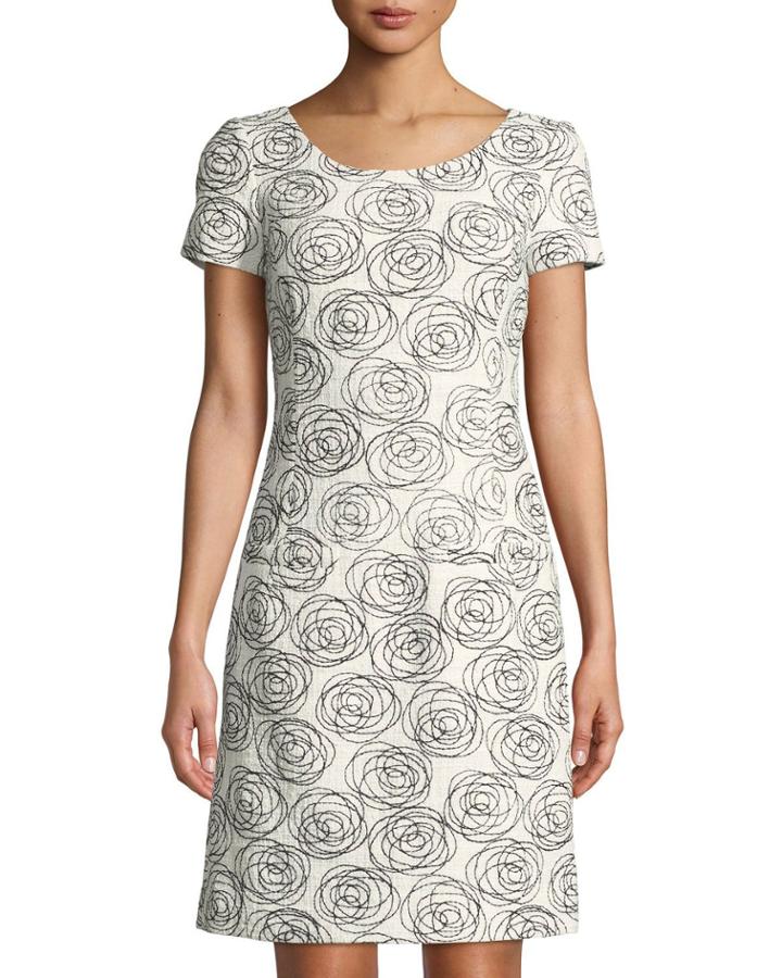 Short-sleeve Stitched Rose