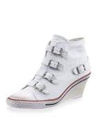 Genialbis Buckled Wedge