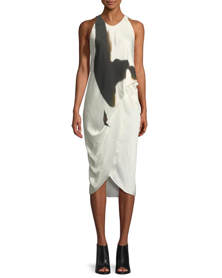 Sleeveless Side-tucked