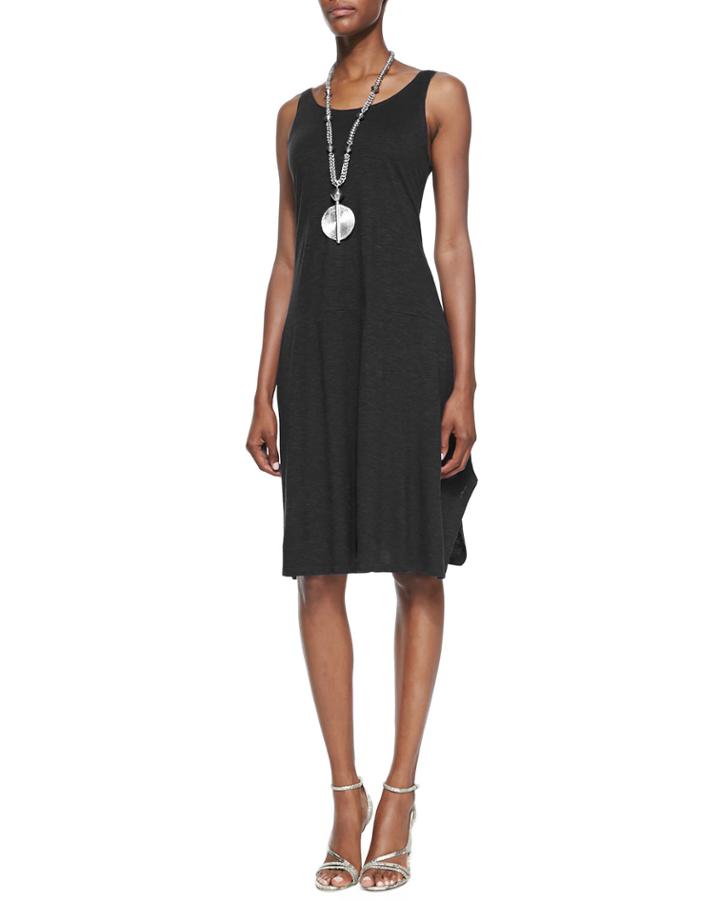 Scoop-neck Sleeveless Knit Dress