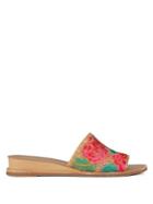 Kenneth Cole New York Joanne Embroidered Slides