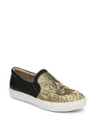 Naturalizer Marianne 4 Embroidered Loafers
