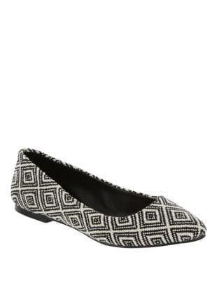 Mia Zander Geometric Ballet Flats