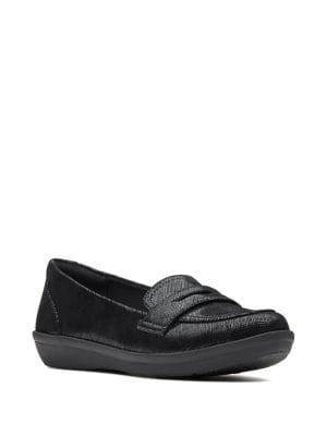 Clarks Ayla Form Flats