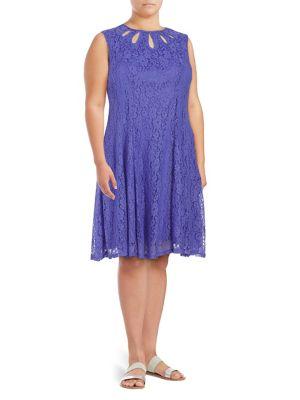 Gabby Skye Plus Lace Knee-length Dress