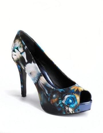 Nine West Camya Platform Peep-toe Pumps