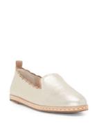 Ed Ellen Degeneres Naleena Scalloped Metallic Leather Loafers