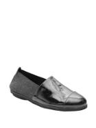 Andre Assous Chic Contrast Loafers