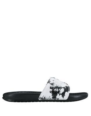 Nike Women's Benassi Slip-on Slides