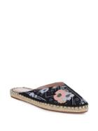 Avec Les Filles Val Closed-toe Floral Print Espadrille Mules