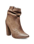 Steve Madden Ruling Nubuck Booties