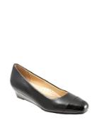 Trotters Langley Leather Wedge Pumps