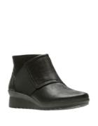 Clarks Caddell Leather Boots