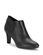 Bandolino Wilbur Leather Ankle Booties