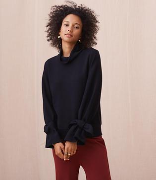 Lou & Grey Ribbon Around Sweatshirt