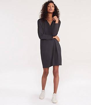 Lou & Grey Signaturesoft Split Neck Cocoon Dress