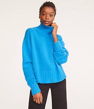 Lou & Grey Cashmere Turtleneck Sweater