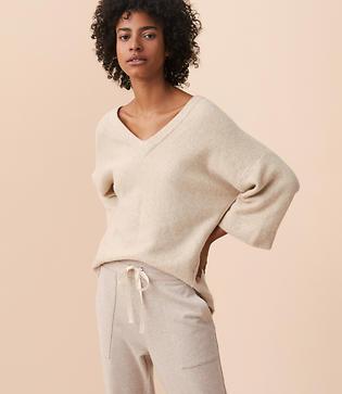 Lou & Grey V-neck Seamed Sweater