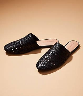 Lou & Grey Salt + Umber Lily Slides