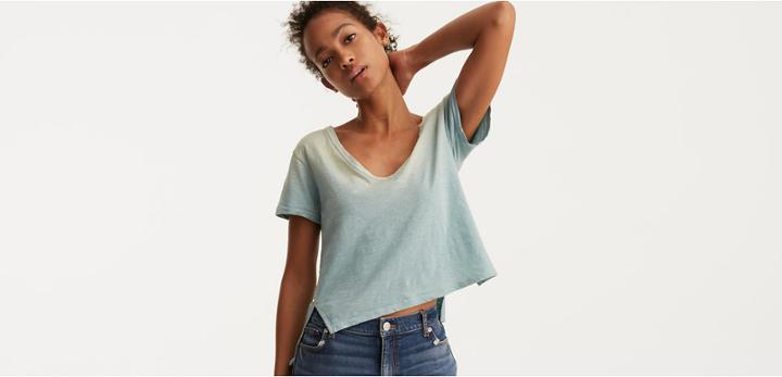Lou & Grey Lna Ladder V-neck Tee