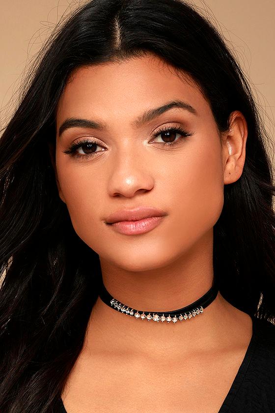 Lulus | Viveka Black And Gold Rhinestone Choker Necklace | Vegan Friendly