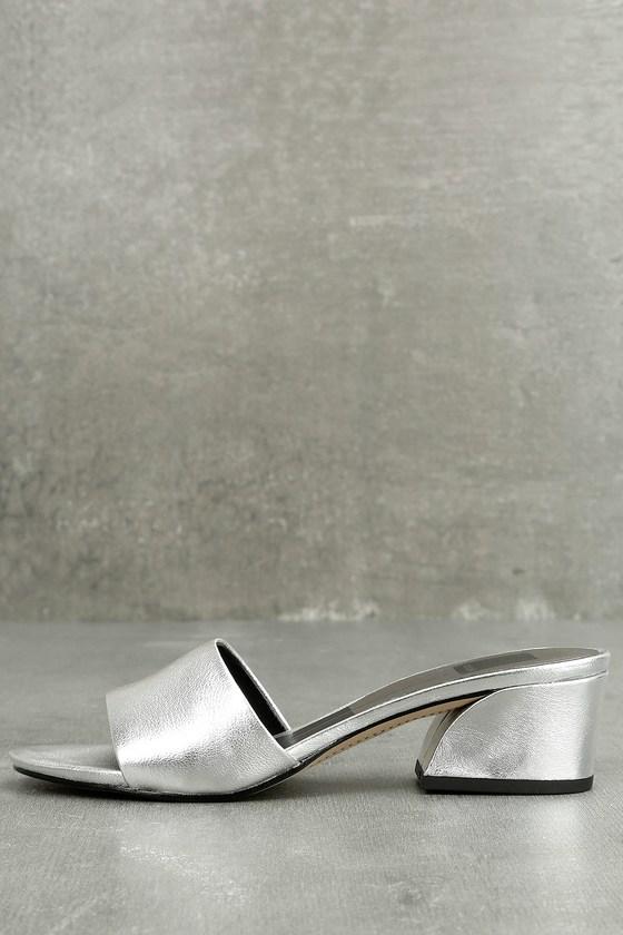 Dolce Vita | Rilee Silver Leather Peep-toe Mules | Size 6.5 | Lulus