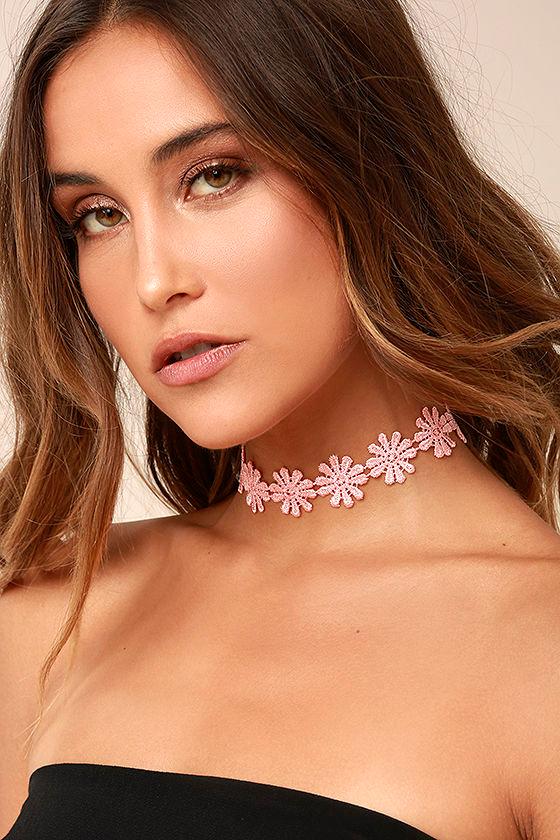 Lulus | Wildflower Power Blush Pink Lace Choker Necklace