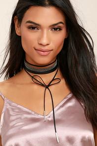 Lulus Haute Hardware Black And Silver Wrap Necklace