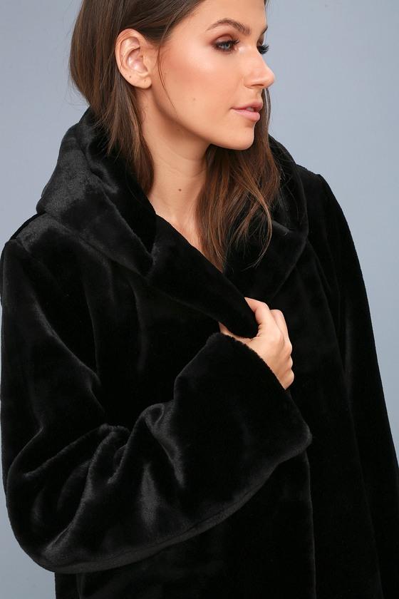 Lulus | Faire Black Faux Fur Hooded Jacket