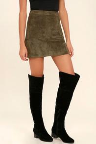 Breckelle's Dolly Black Suede Over The Knee Boots