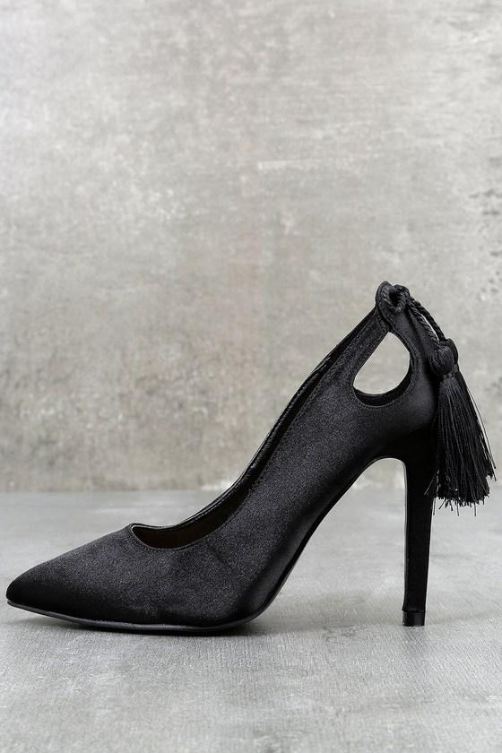 Mackin J | Vance Black Satin Cutout Pumps | Lulus