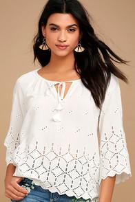 Love Stitch East Hampton White Eyelet Lace Long Sleeve Top
