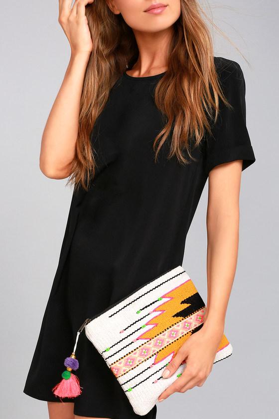Lulus | Santa Fe Sun Beige Embroidered Clutch | 100% Cotton