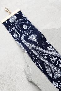 Lulus Naya White And Navy Blue Print Choker Necklace