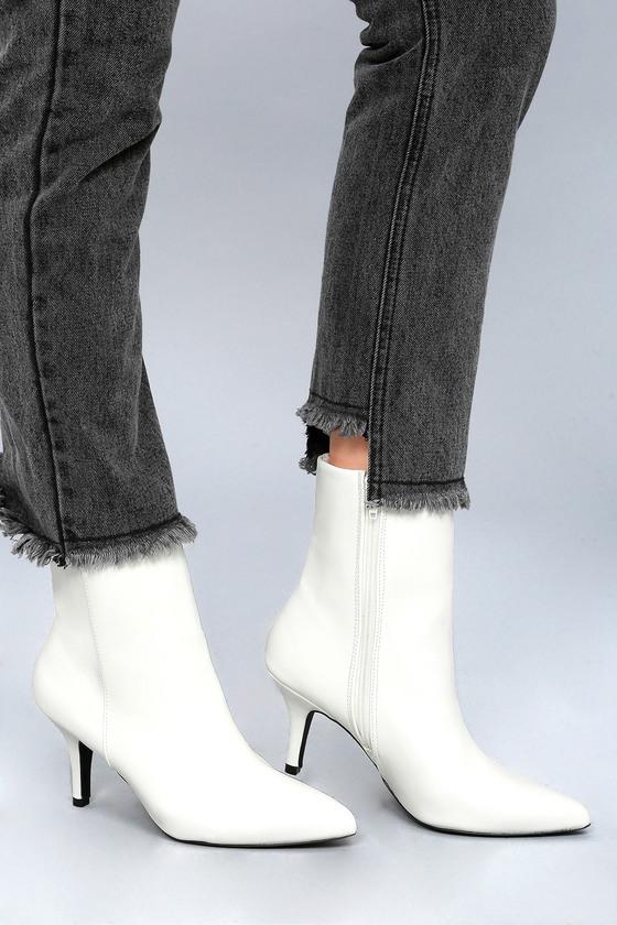 Qupid | East Village White Mid-calf High Heel Boots | Size 5.5 | Vegan Friendly | Lulus