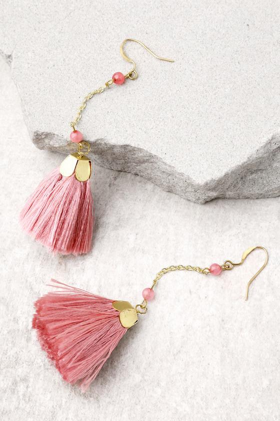 Lulus | Charismatic Way Gold And Mauve Tassel Earrings | Pink