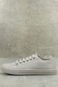 Qupid Tabitha Light Grey Suede Sneakers