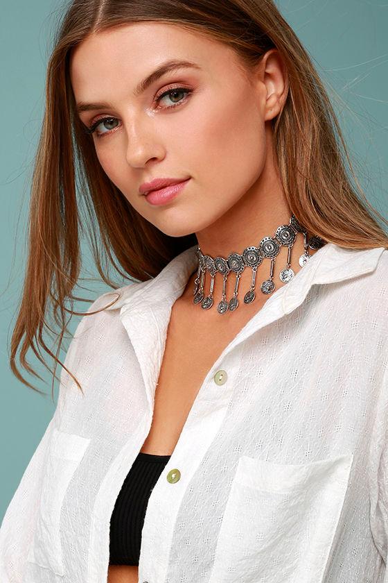 Lulus | Masquerade Magic Silver Choker Necklace
