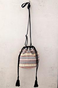 Lulus Sundance Black Print Woven Bucket Bag